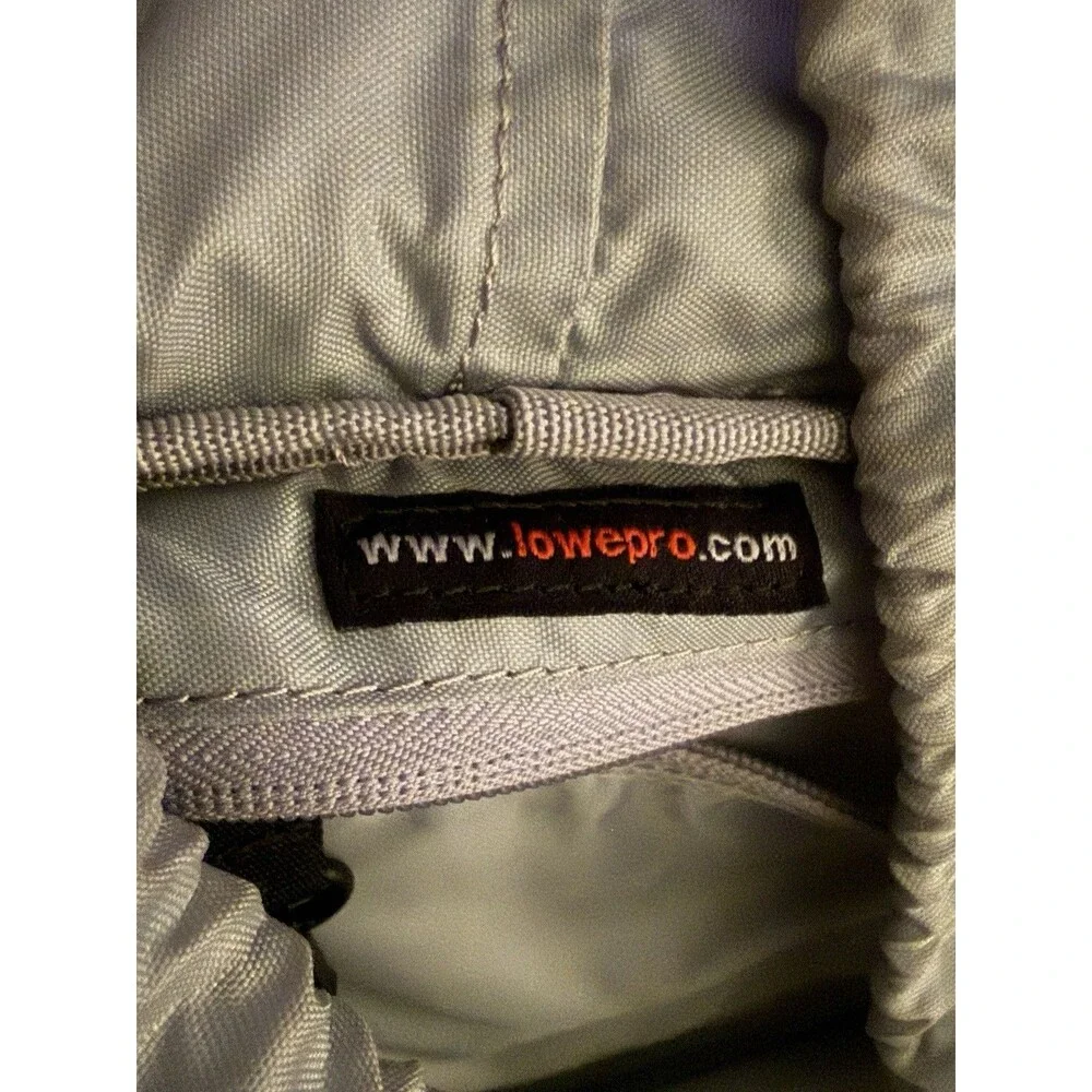 Lowepro please see